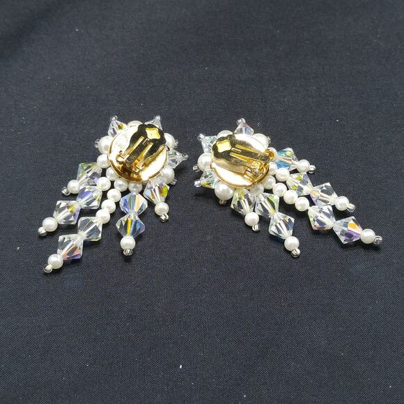 Vintage 1980s AB Crystal & Faux Pearl Dangle Clip On Earrings Gold Tone - Picture 7 of 10